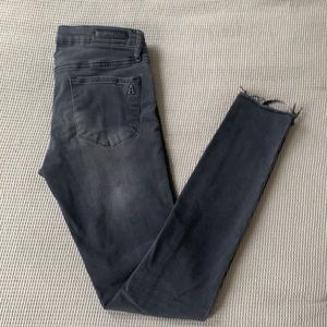 💥FINAL SALE💥 Articles of Society skinny jeans